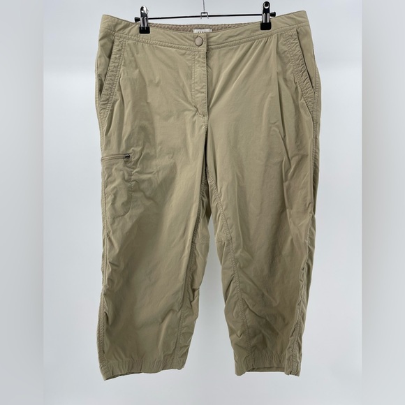 L.L. Bean Comfort Trail Crop Pants in Khaki/Tan, Nylon Blend, Women's 16 - Picture 1 of 8